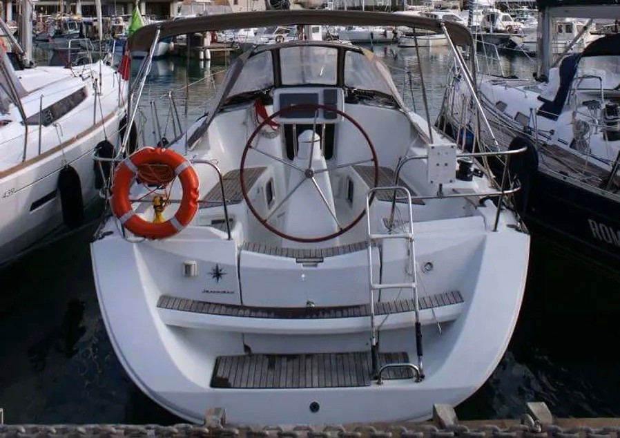 Charter Barca a Vela in Toscana – Sun Odyssey 36i<br><a href=dettaglio.aspx?Id=239 >VAI ALLA SCHEDA</a>